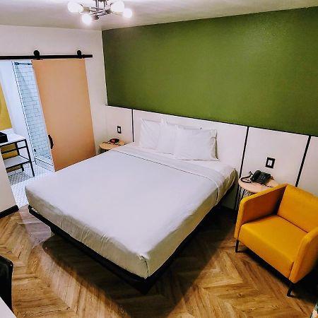 The Bell Vista Hotel Burbank Bagian luar foto
